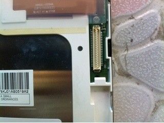 LB121S03-TD01 12.1 นิ้ว 800 ((RGB) × 600 400 cd/m2 ความถี่ 60Hz TFT-LCD, LCM
