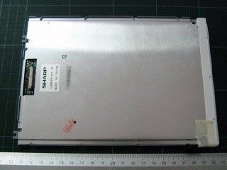 LM64P101R 110PPI 640×480 VGA 7.2 INCH แผน TFT ชาร์ป 147.18 ((H) × 110.38 ((V) มิลลิเมตร