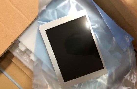 STCG057QVLAB-G00 Kyocera 5.7 นิ้ว LCM 320 × 240RGB 300NITS WLED จอแสดงผล LCD อุตสาหกรรม